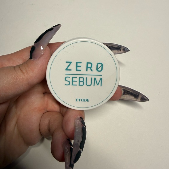 Zero Sebum White and Blue Powder - Picture 3 of 4